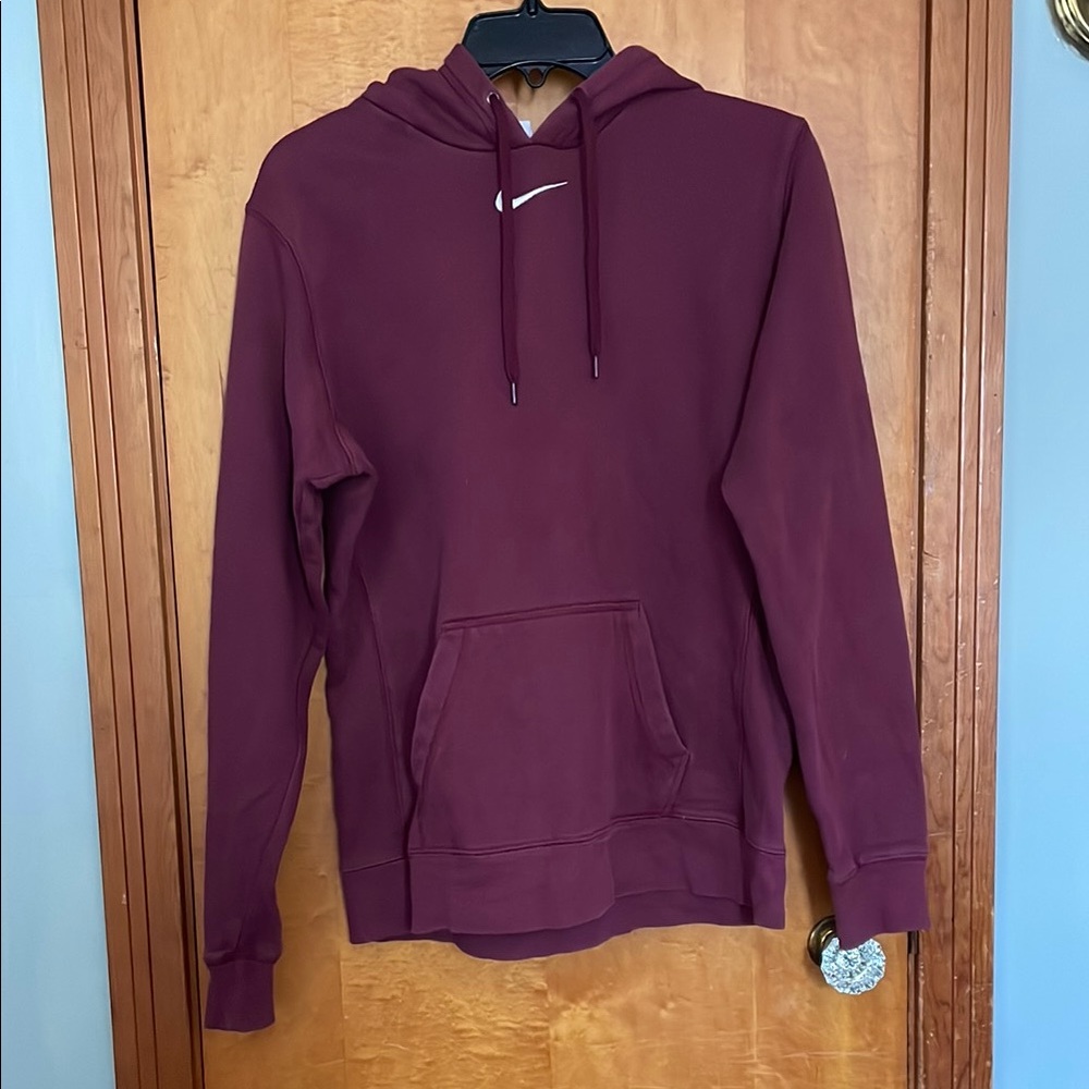 NIKE MAROON HOODIE